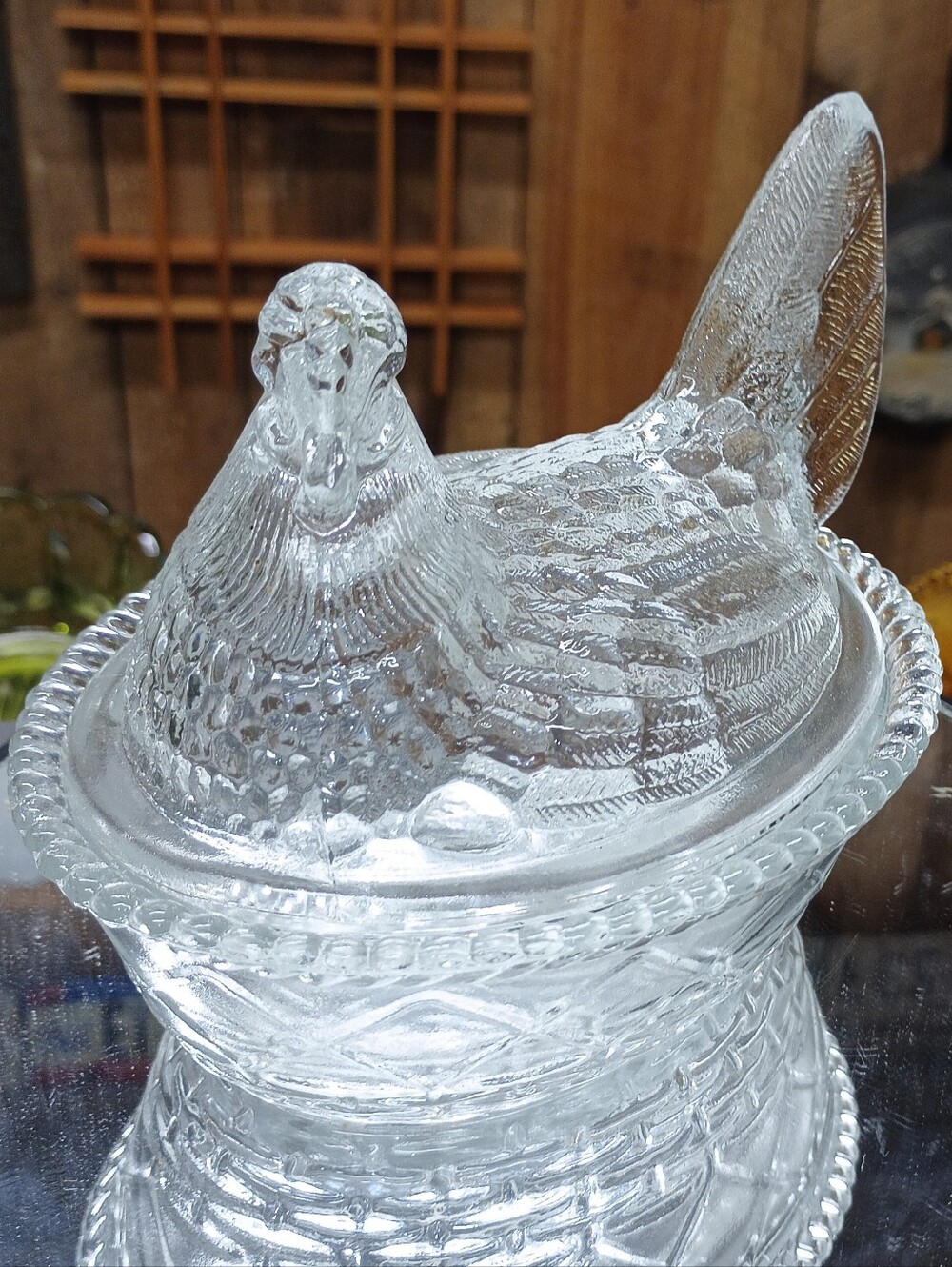 Rosso - Westmoreland  - Mosser, Clear Crystal Hen On Nest With Woven Base